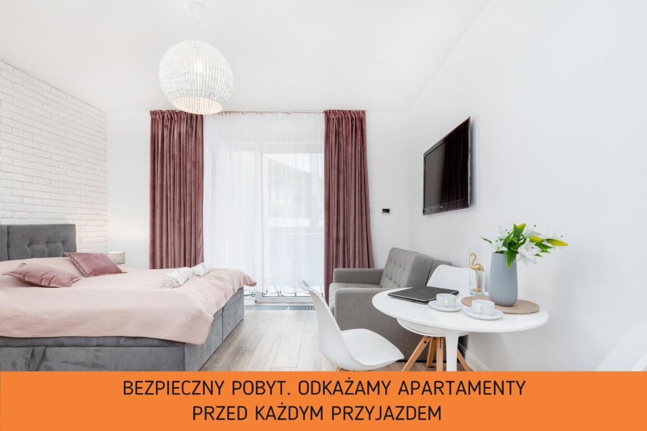 Gold Flamingo Apartament By Noclegi Renters Miedzyzdroje Exterior foto